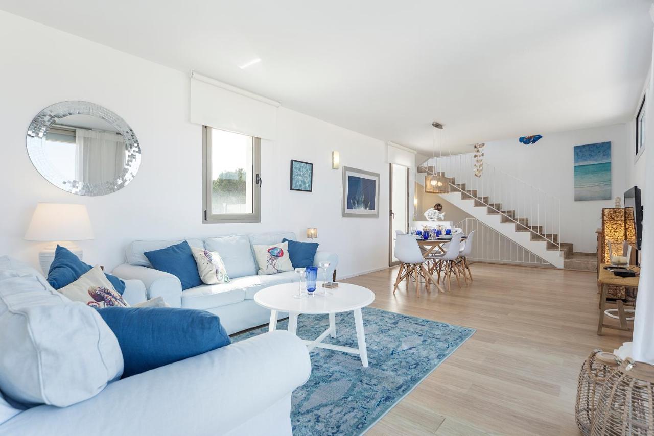 Ferienhaus Sunny Townhouse With Terrace In Son Serra